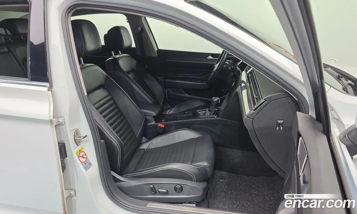 Volkswagen Passat 2021 2.0 АКПП, фото 11