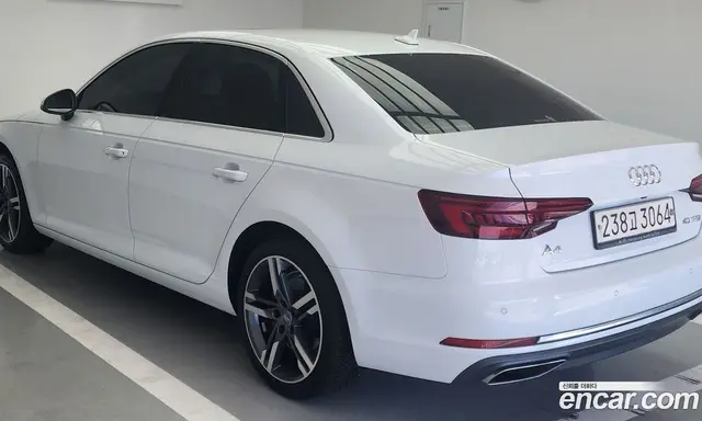 Audi A4 2019 2.0 АКПП, миниатюра 4