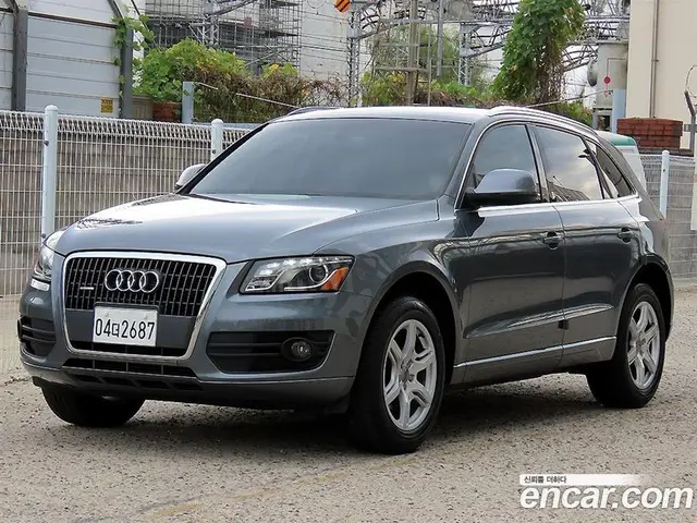 Audi Q5 2012 2.0 АКПП, миниатюра 2