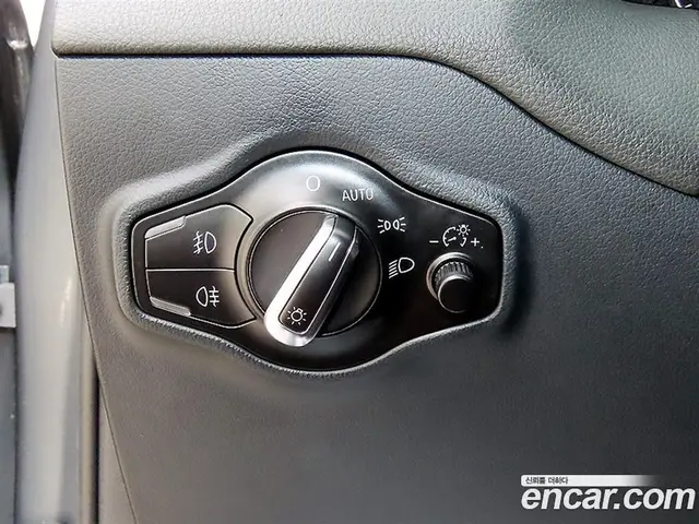 Audi Q5 2012 2.0 АКПП, миниатюра 12
