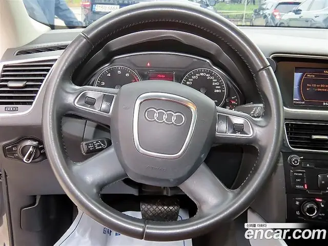 Audi Q5 2012 2.0 АКПП, миниатюра 8