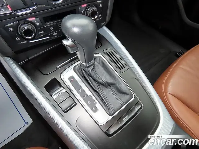 Audi Q5 2012 2.0 АКПП, миниатюра 10