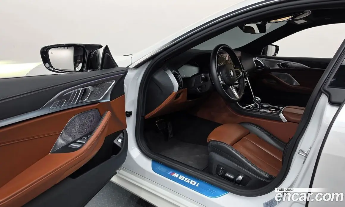 BMW 8 серия 2024 4.4 АКПП, фото 13