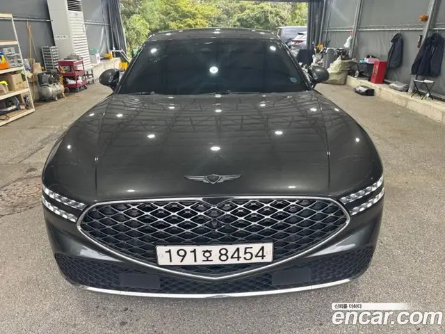 Genesis G90, 2023, 91 550 км
