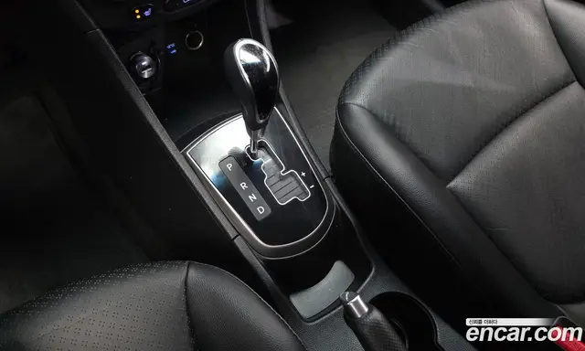Hyundai Accent 2016 1.4 АКПП, миниатюра 11