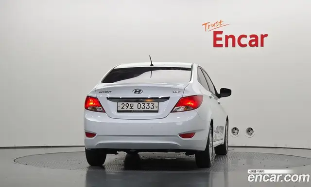 Hyundai Accent 2016 1.4 АКПП, миниатюра 3