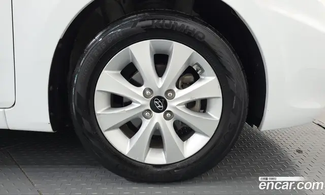 Hyundai Accent 2016 1.4 АКПП, миниатюра 6