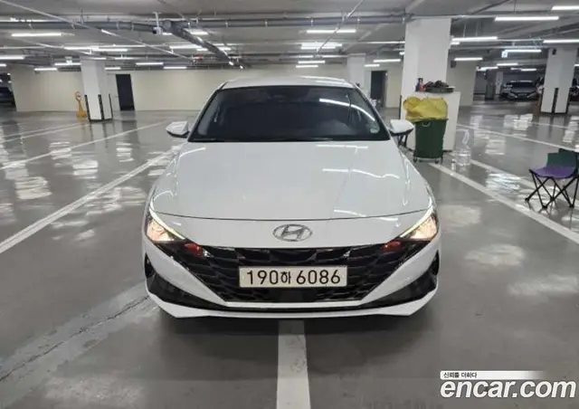 Hyundai Avante, 2022, 60 108 км
