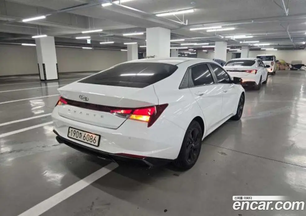 Hyundai Avante 2022 1.6 АКПП, фото 12