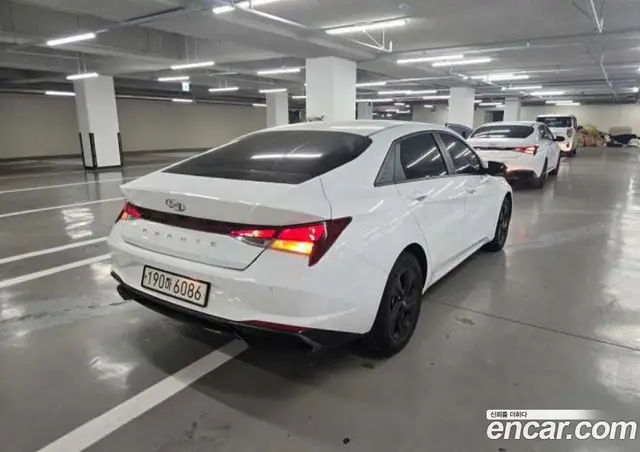 Hyundai Avante 2022 1.6 АКПП, миниатюра 12