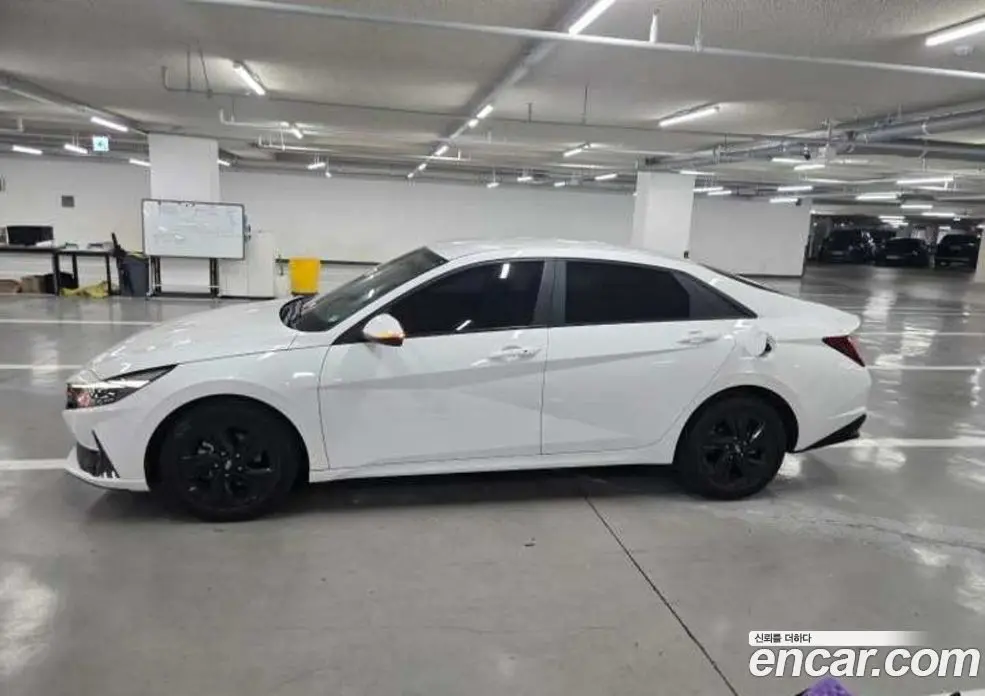 Hyundai Avante 2022 1.6 АКПП, фото 5