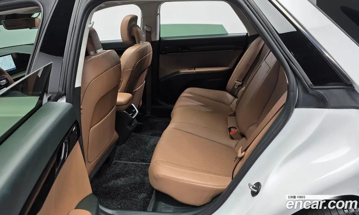 Hyundai Grandeur 2023 1.6 АКПП, фото 15