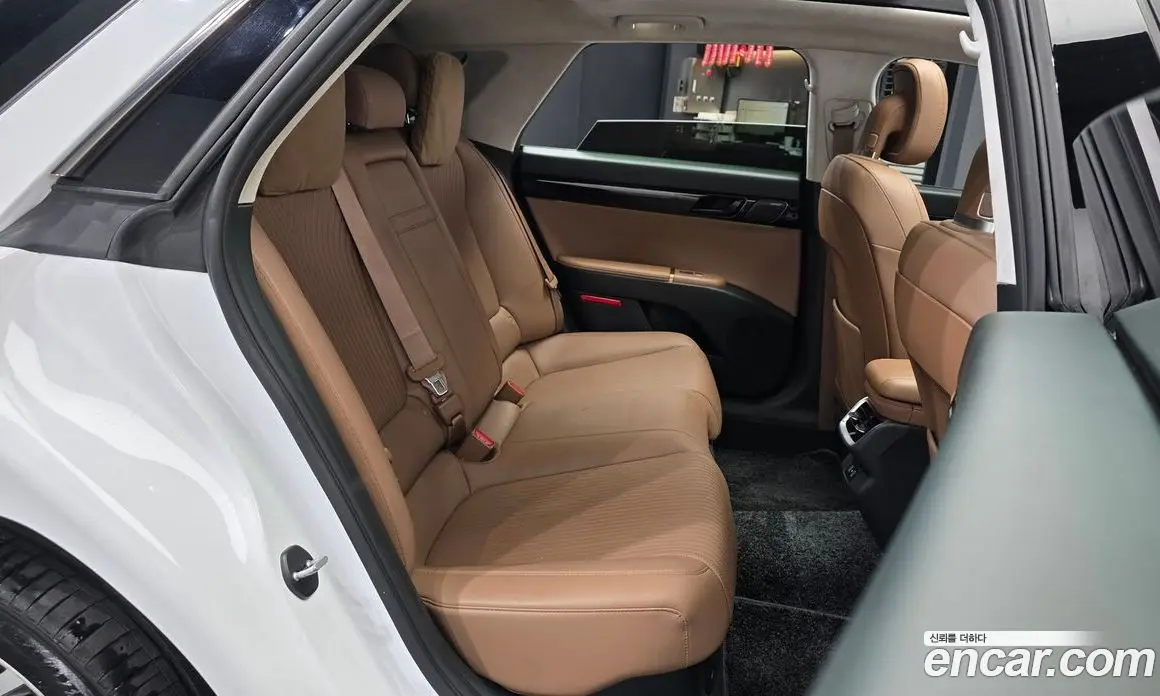 Hyundai Grandeur 2023 1.6 АКПП, фото 17