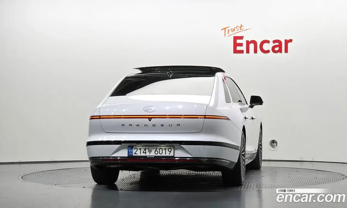 Hyundai Grandeur 2023 1.6 АКПП, фото 3