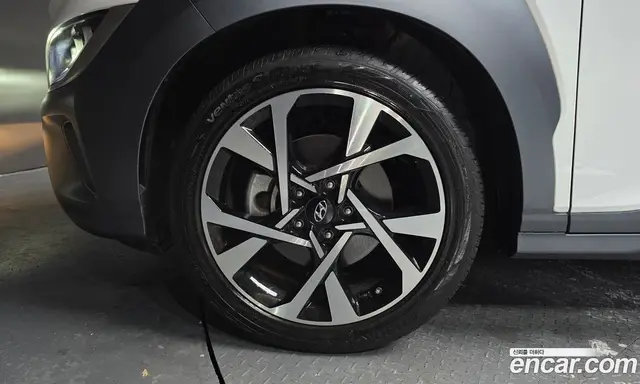 Hyundai Kona 2022 2.0 АКПП, миниатюра 5
