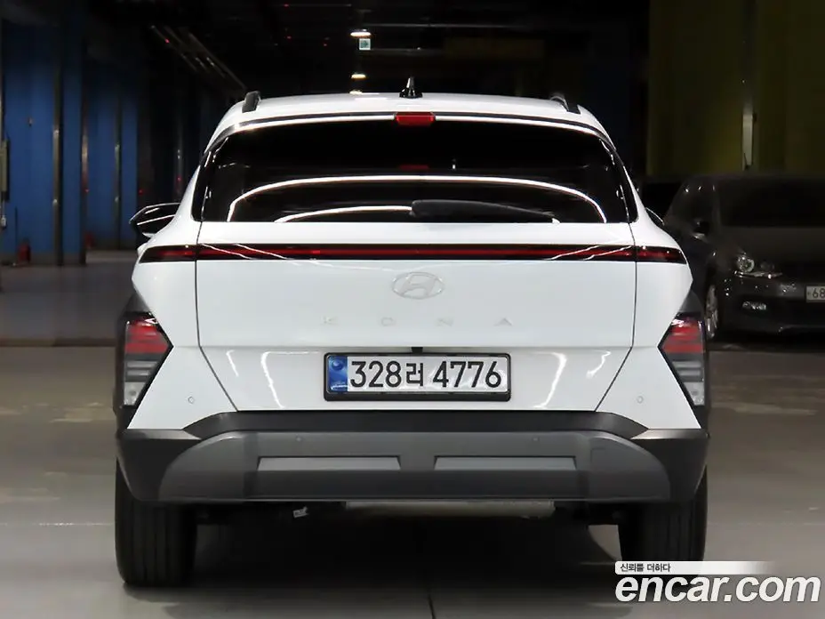 Hyundai Kona 2023 1.6 АКПП, фото 3