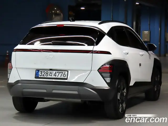 Hyundai Kona 2023 1.6 АКПП, миниатюра 4