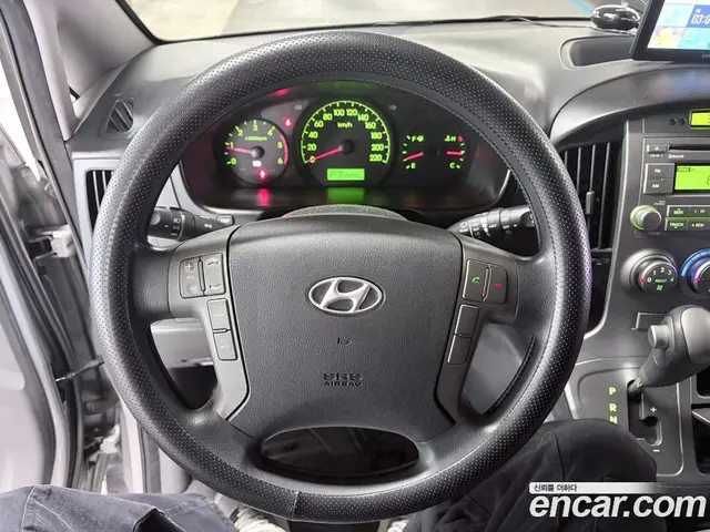 Hyundai Starex 2014 2.5 АКПП, миниатюра 11
