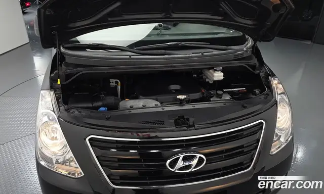 Hyundai Starex 2016 2.5 АКПП, миниатюра 6