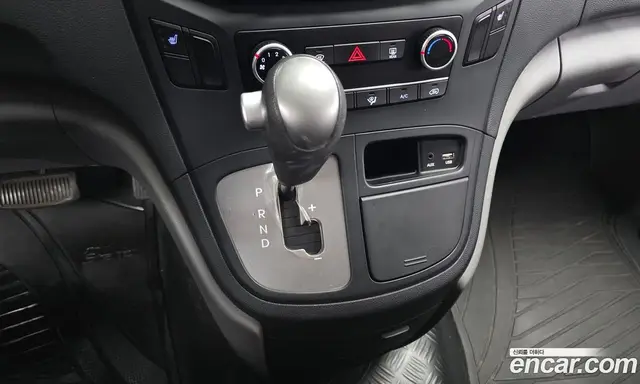 Hyundai Starex 2016 2.5 АКПП, миниатюра 9