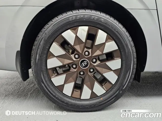 Hyundai Staria 2023 3.5 АКПП, миниатюра 5
