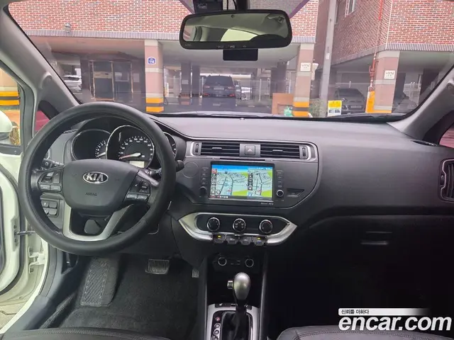 Kia Pride 2015 1.4 АКПП, миниатюра 9