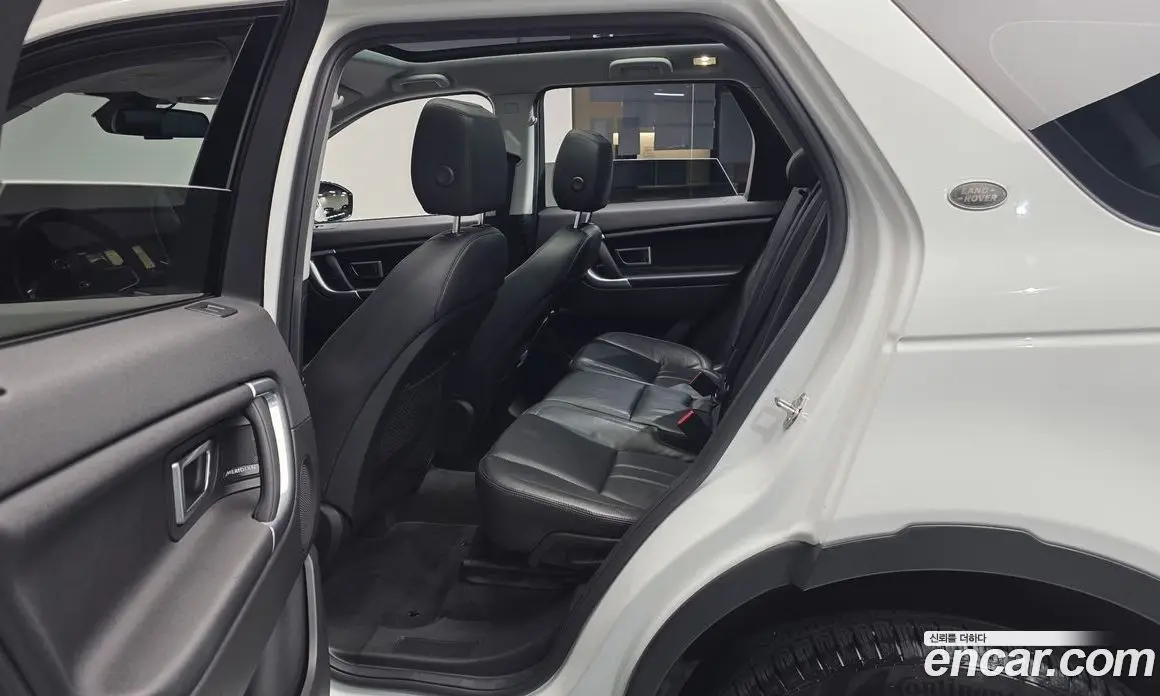 Land Rover Discovery Sport 2017 2.0 АКПП, фото 16