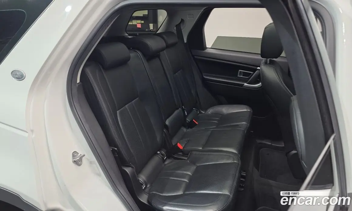 Land Rover Discovery Sport 2017 2.0 АКПП, фото 17