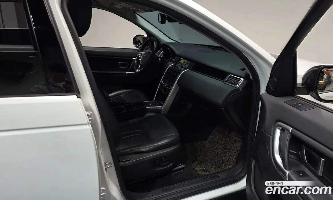 Land Rover Discovery Sport 2019 2.0 АКПП, фото 16
