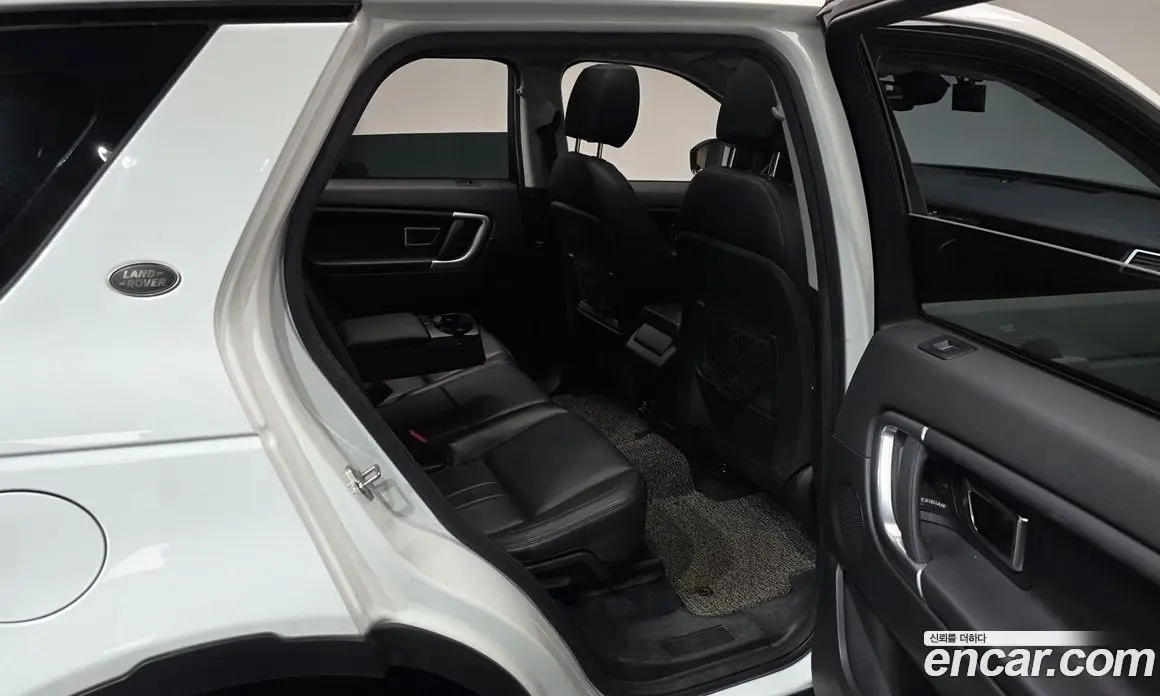 Land Rover Discovery Sport 2019 2.0 АКПП, фото 17