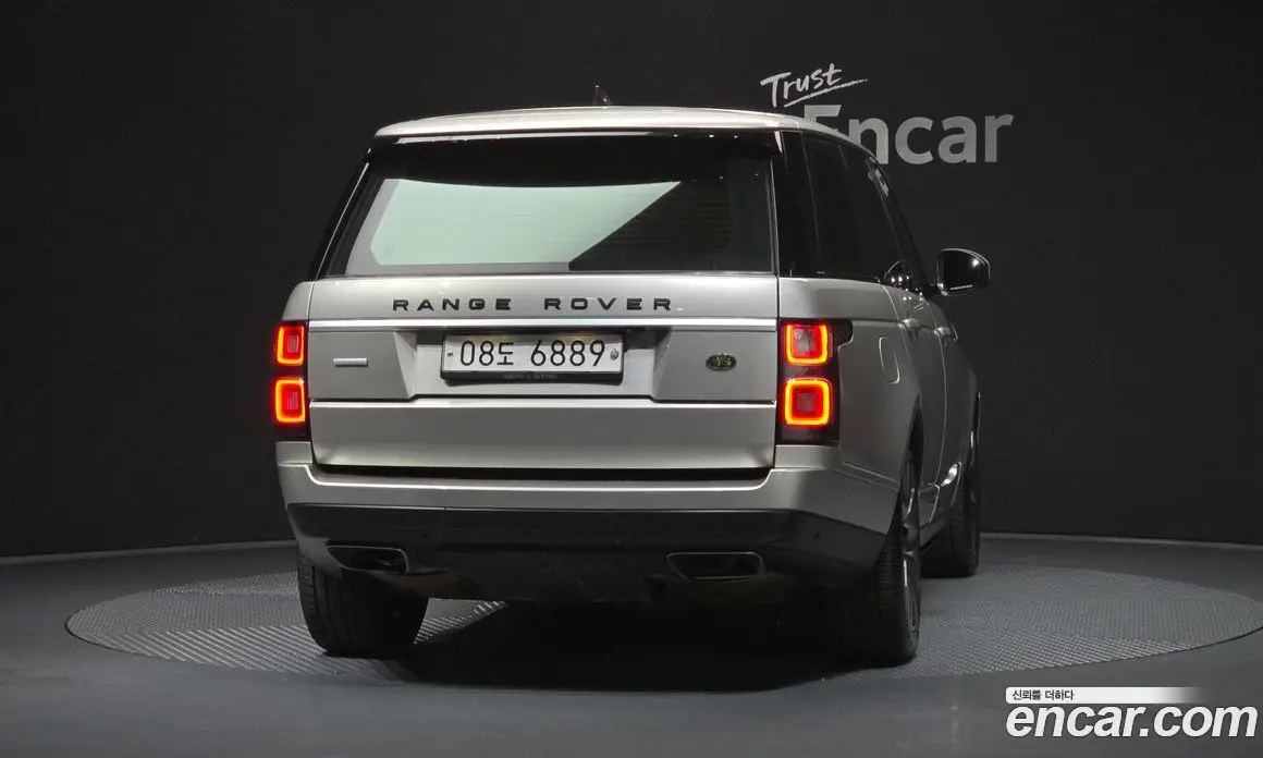 Land Rover Range Rover 2018 5.0 АКПП, фото 3