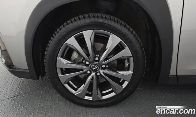 Lexus UX 2021 2.0 АКПП, миниатюра 5 Lexus UX 2021 2.0 АКПП, миниатюра 5