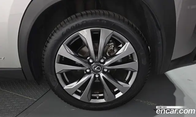 Lexus UX 2021 2.0 АКПП, миниатюра 7 Lexus UX 2021 2.0 АКПП, миниатюра 7