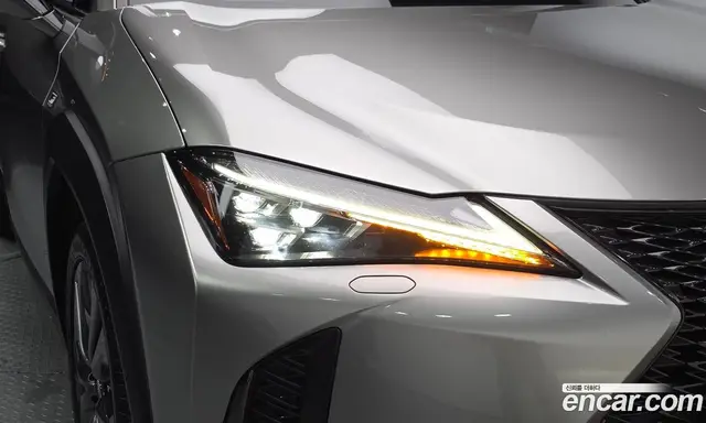 Lexus UX 2021 2.0 АКПП, миниатюра 8 Lexus UX 2021 2.0 АКПП, миниатюра 8