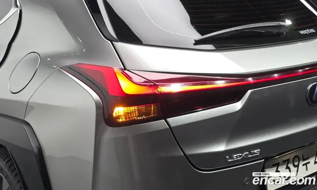 Lexus UX 2021 2.0 АКПП, миниатюра 9 Lexus UX 2021 2.0 АКПП, миниатюра 9
