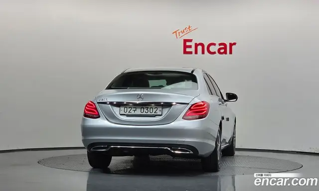 Mercedes-Benz C-Class 2016 2.0 АКПП, миниатюра 4 Mercedes-Benz C-Class 2016 2.0 АКПП, миниатюра 4