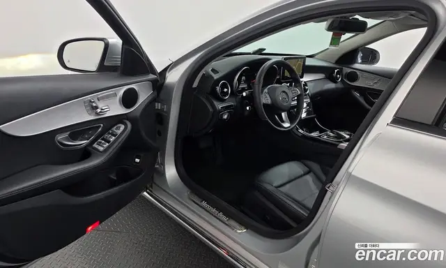 Mercedes-Benz C-Class 2016 2.0 АКПП, миниатюра 10 Mercedes-Benz C-Class 2016 2.0 АКПП, миниатюра 10