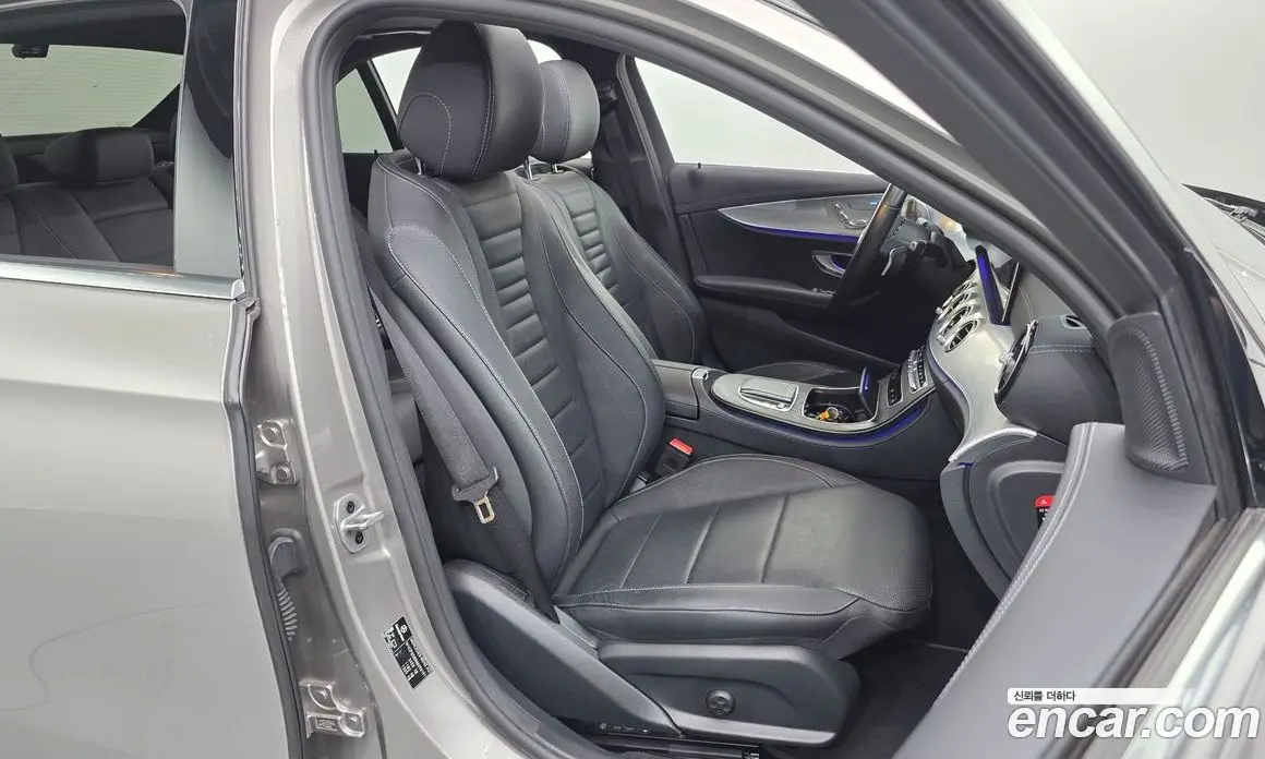 Mercedes-Benz E-Class 2021 2.0 АКПП, фото 17