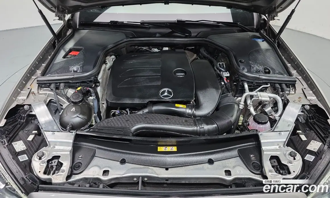 Mercedes-Benz E-Class 2021 2.0 АКПП, фото 6