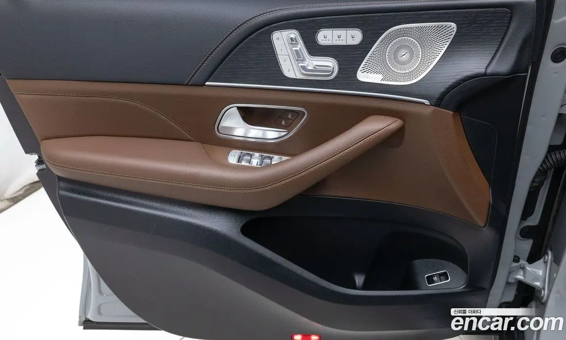Mercedes-Benz GLS-Class 2025 3.0 АКПП, фото 15