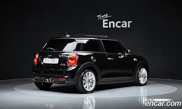Mini Cooper 2016 2.0 АКПП, миниатюра 2