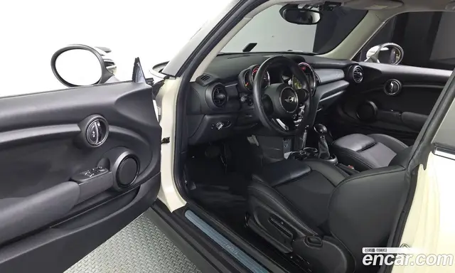Mini Cooper 2017 1.5 АКПП, миниатюра 12