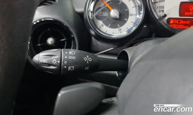 Mini Cooper Convertible 2014 1.6 АКПП, миниатюра 12