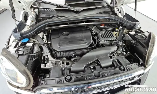 Mini Countryman 2020 2.0 АКПП, миниатюра 6