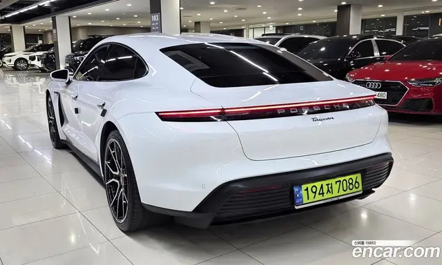 Porsche Taycan 2023 1.0 АКПП, миниатюра 6