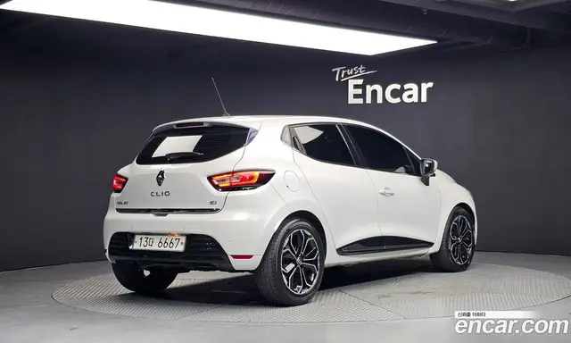 Renault (Samsung) Clio 2018 1.5 АКПП, миниатюра 2