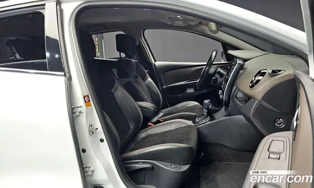 Renault (Samsung) Clio 2018 1.5 АКПП, миниатюра 12