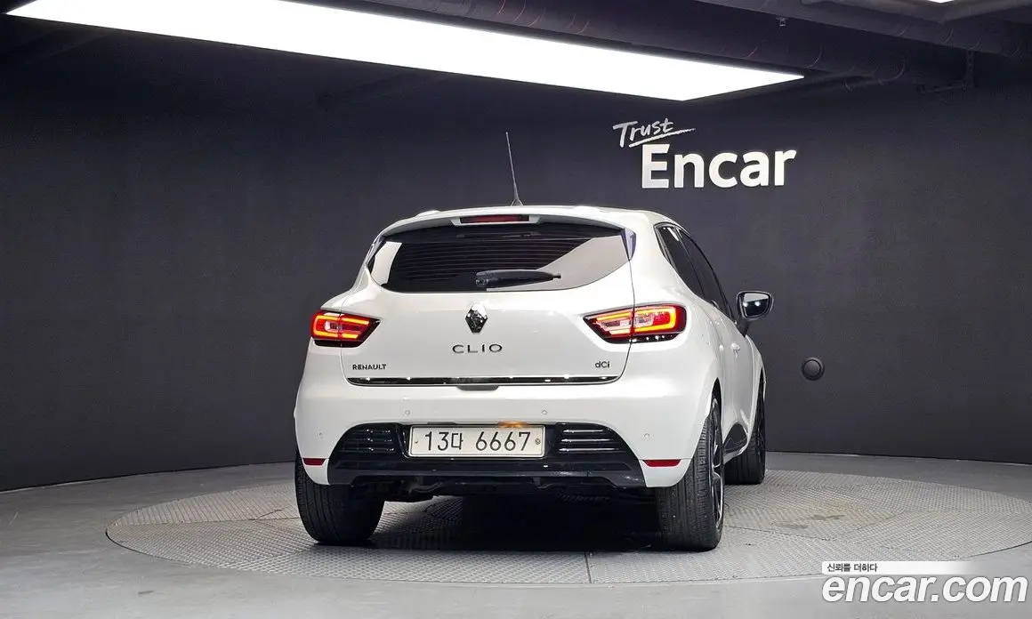 Renault (Samsung) Clio 2018 1.5 АКПП, фото 4