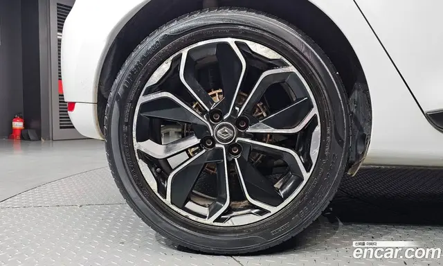 Renault (Samsung) Clio 2018 1.5 АКПП, миниатюра 5