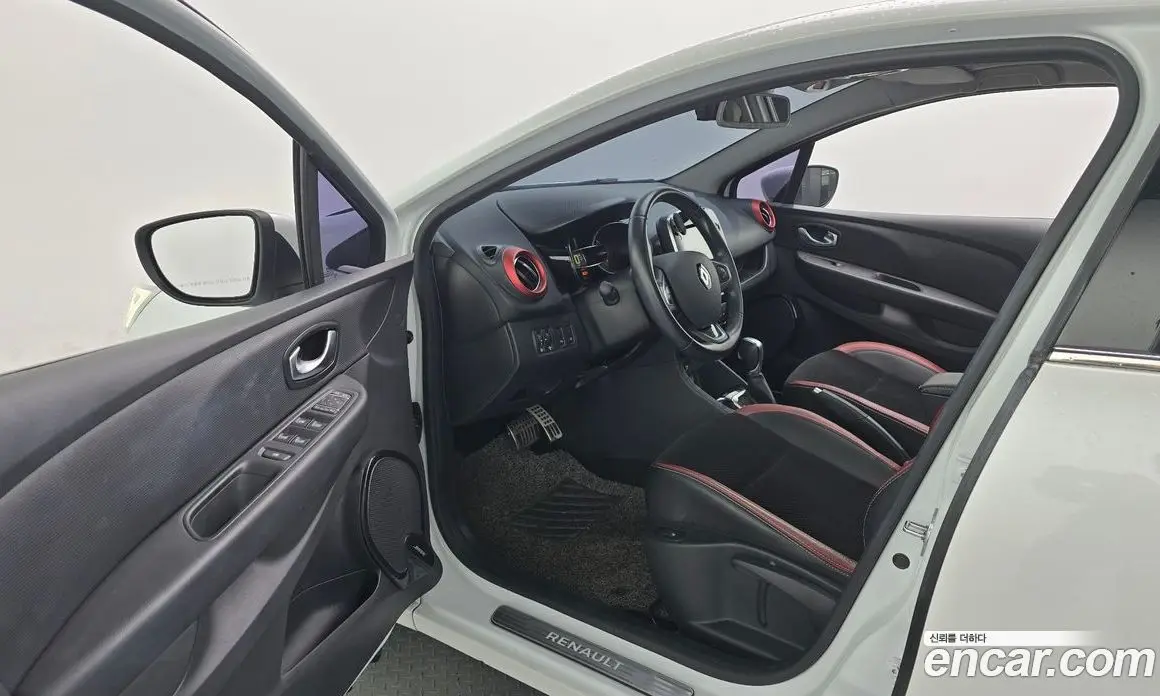 Renault (Samsung) Clio 2019 1.5 АКПП, фото 13